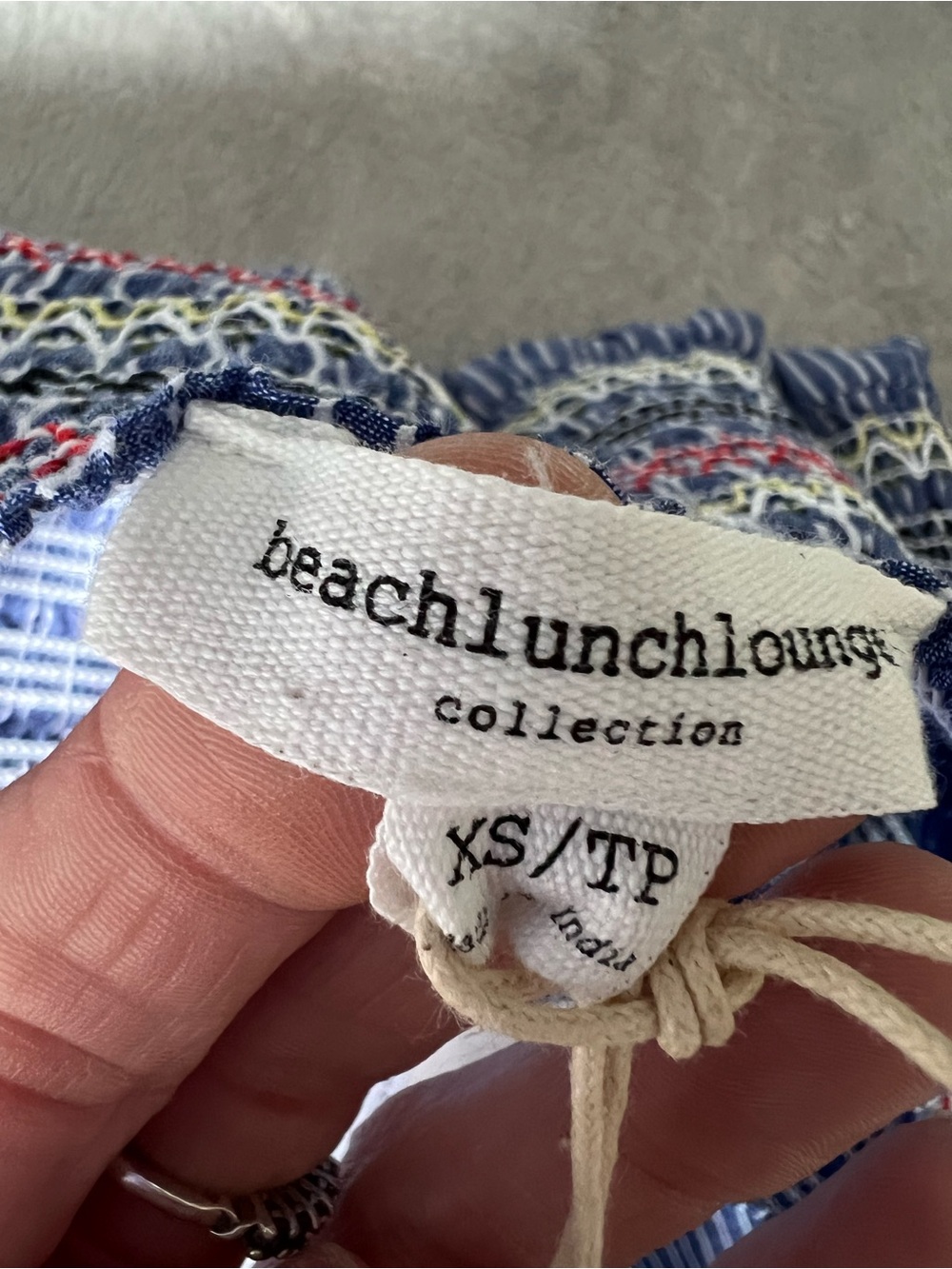 NWT Beachlunchlounge Aurora Smocked Striped Top XS - Picture 3 of 8